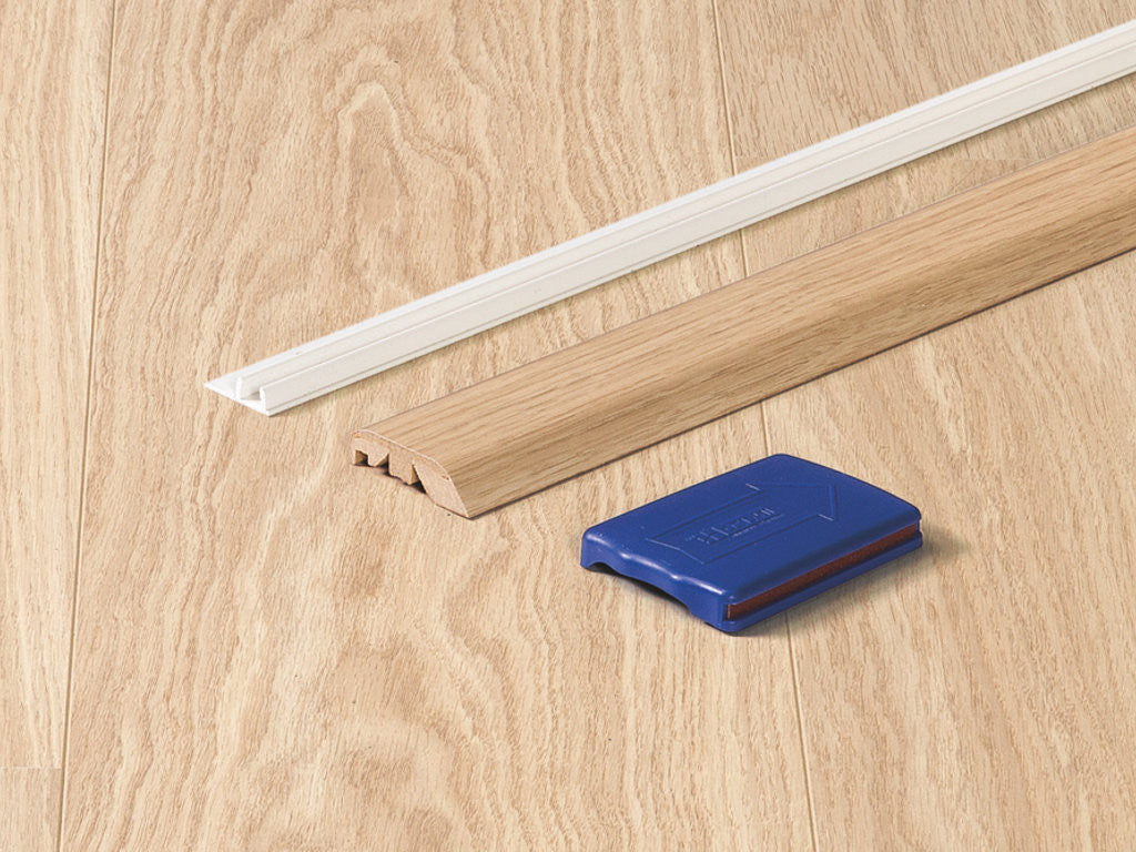 QuickStep Impressive Classic Oak Natural Laminate Flooring