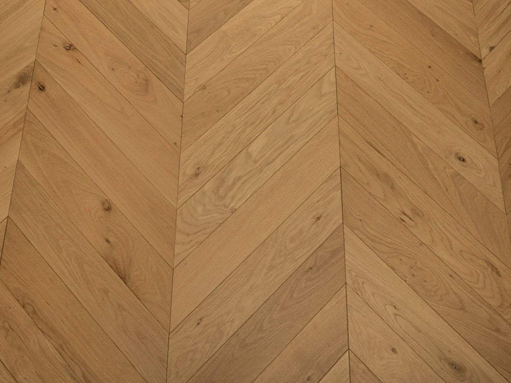 Timbercraft Chevron Engineered Oak Flooring, Brushed & Oiled, 90x4x750 mm