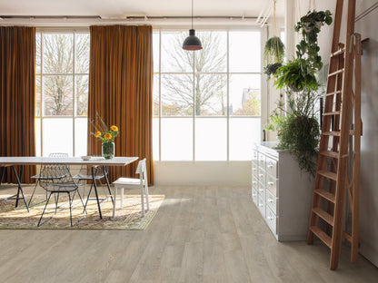 QuickStep Classic Old Oak Light Grey Laminate Flooring