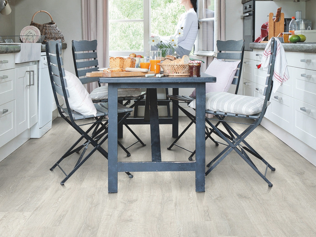 QuickStep Classic Reclaimed White Patina Oak Laminate Flooring