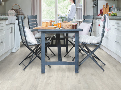 QuickStep Classic Reclaimed White Patina Oak Laminate Flooring