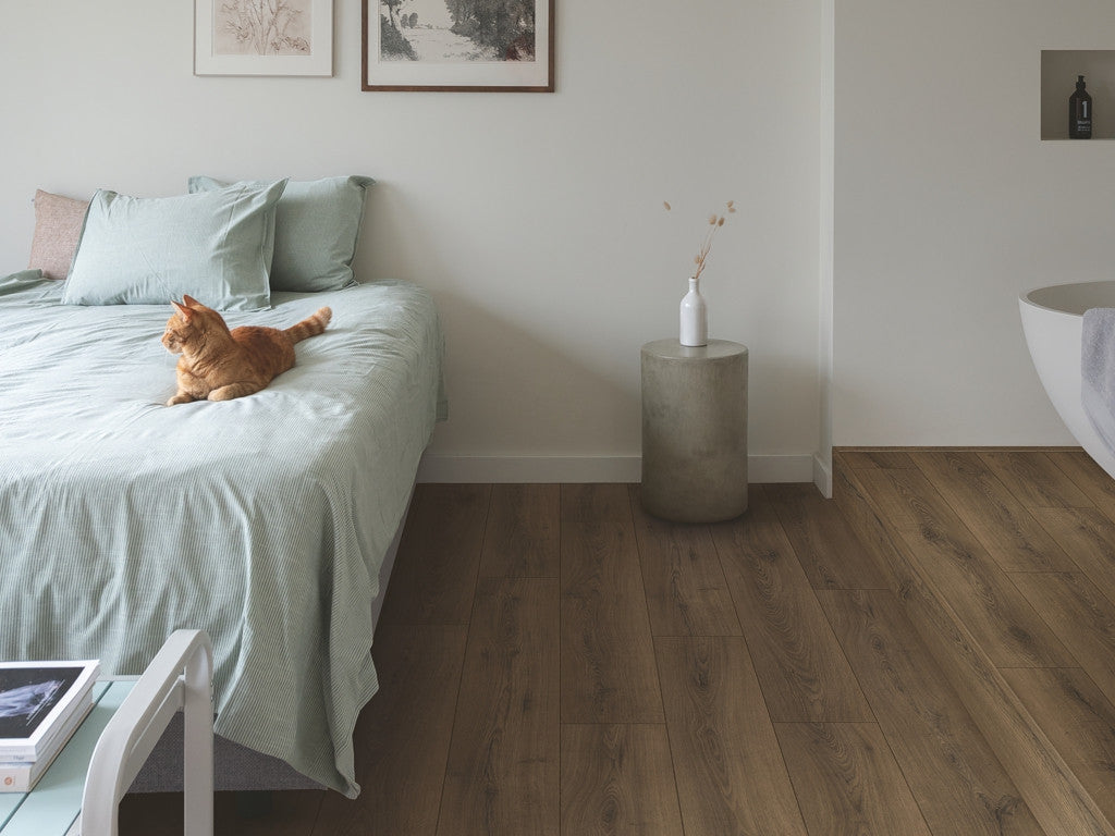 QuickStep Classic Warm Brown Oak Laminate Flooring