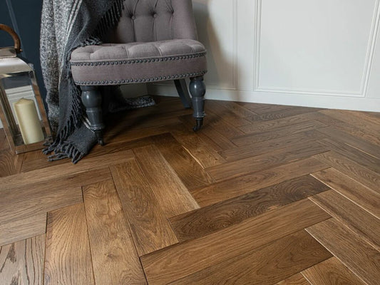 Evolve Herringbone Engineered Oak Parquet Flooring, Smoked, Brushed & Lacquered, 100x5x500 mm