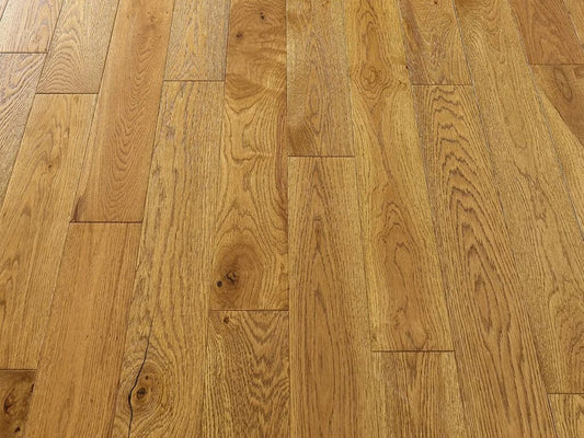 Evolve Engineered Oak Flooring, Golden, Brushed & Lacquered, 125x3x14 Mm