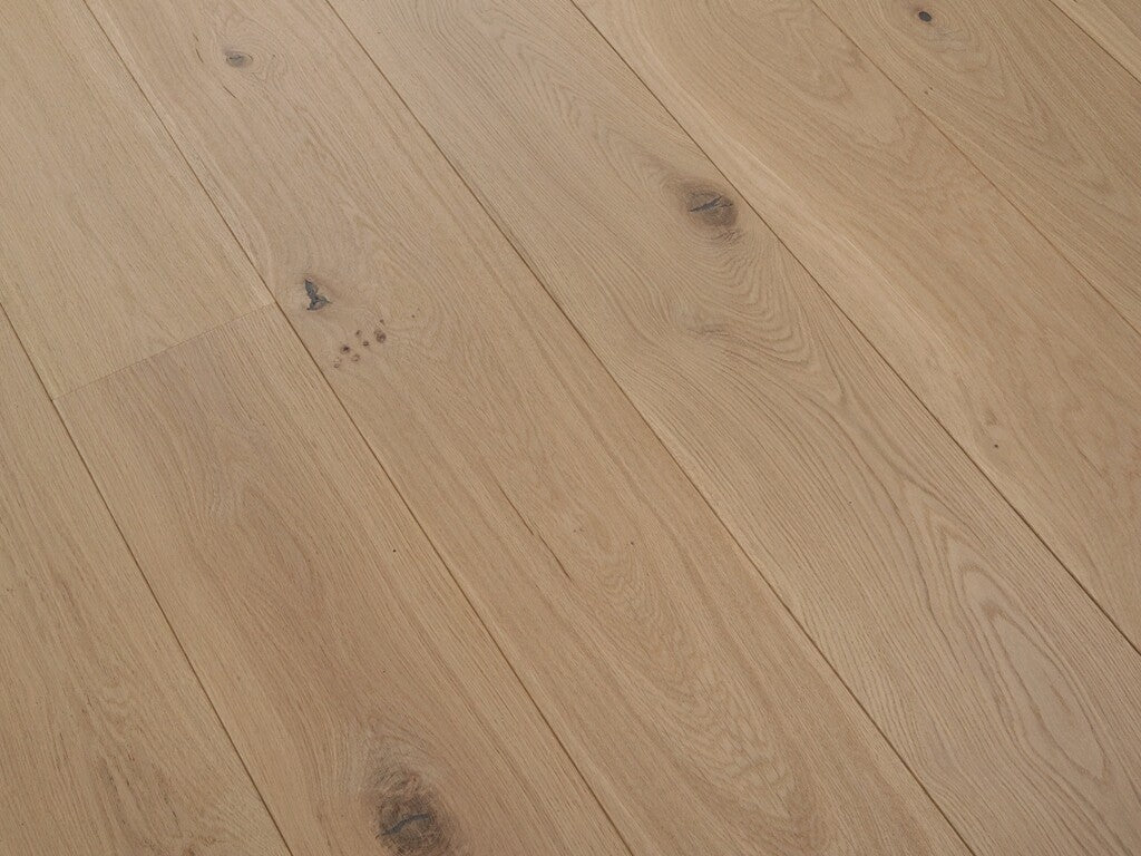 Timberlay Engineered Invisible Oak Flooring, Lacquered, Rustic 190x4x20 Mm