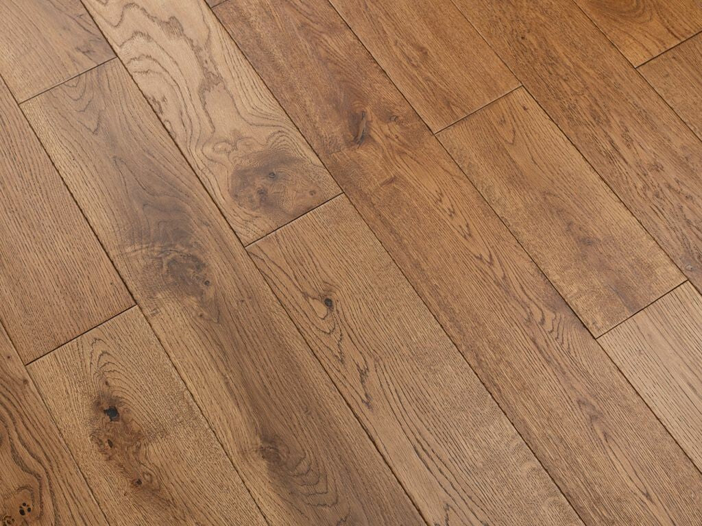 Timberlay Solid Oak Wood Flooring, Golden, Handscraped, UV Oiled, 125x18 Mm
