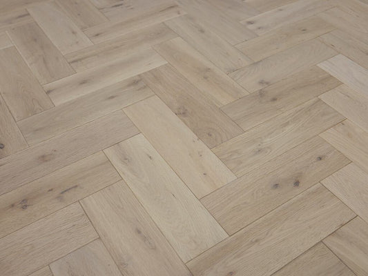 Timbercraft Herringbone Solid Oak Parquet Flooring, Invisible, Lacquered, 90x300x18 mm