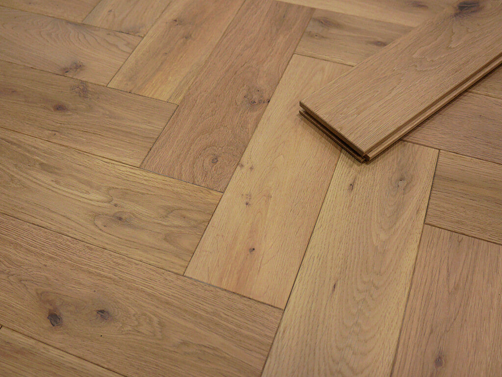 Timbercraft Herringbone Solid Oak Parquet Flooring, Brushed & Matt Lacquered, 90x300x18 mm