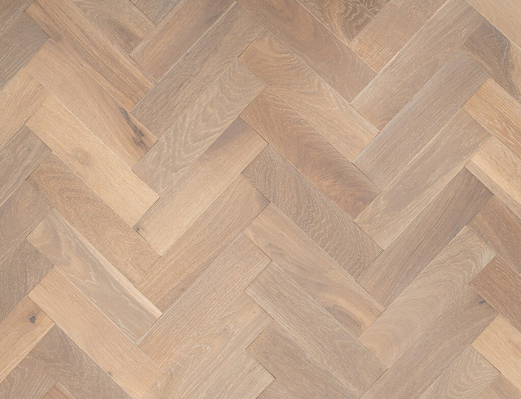Timbercraft Belgravia Herringbone Oak Parquet Flooring, Brushed & Lacquered, 90x450x15 mm