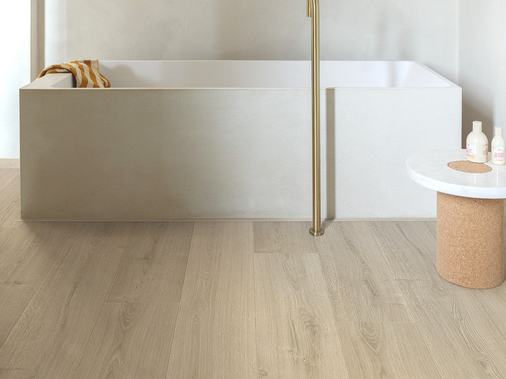 QuickStep Capture Cracked Oak Natural Laminate Flooring