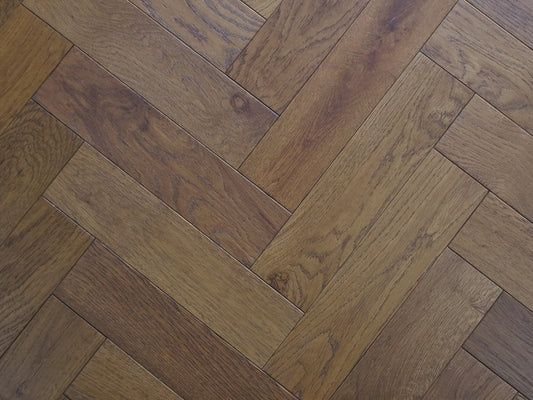Timba Herringbone Engineered Oak Parquet Flooring, Smoked, Brushed & Oiled, 100x3x400 Mm