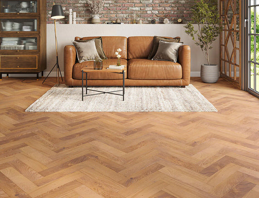 Timbercraft Claremont Herringbone Oak Parquet Flooring, Brushed & Lacquered, 90x450x15 mm