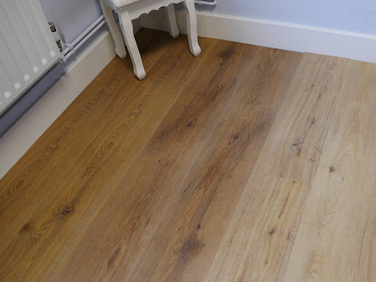 Everlock Titan Nutmeg Brown LVT Flooring